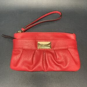 Jucy Couture Los Angeles Vegan Pebble Leather Wristlet Clutch Reddish Pink